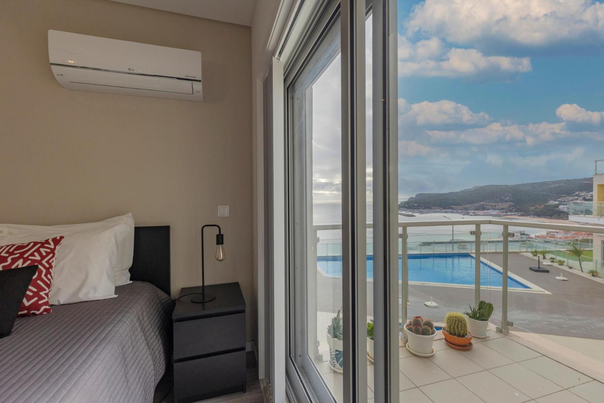 Cliffs - Astonishing View Over Bay By Trip2portugal Apartment